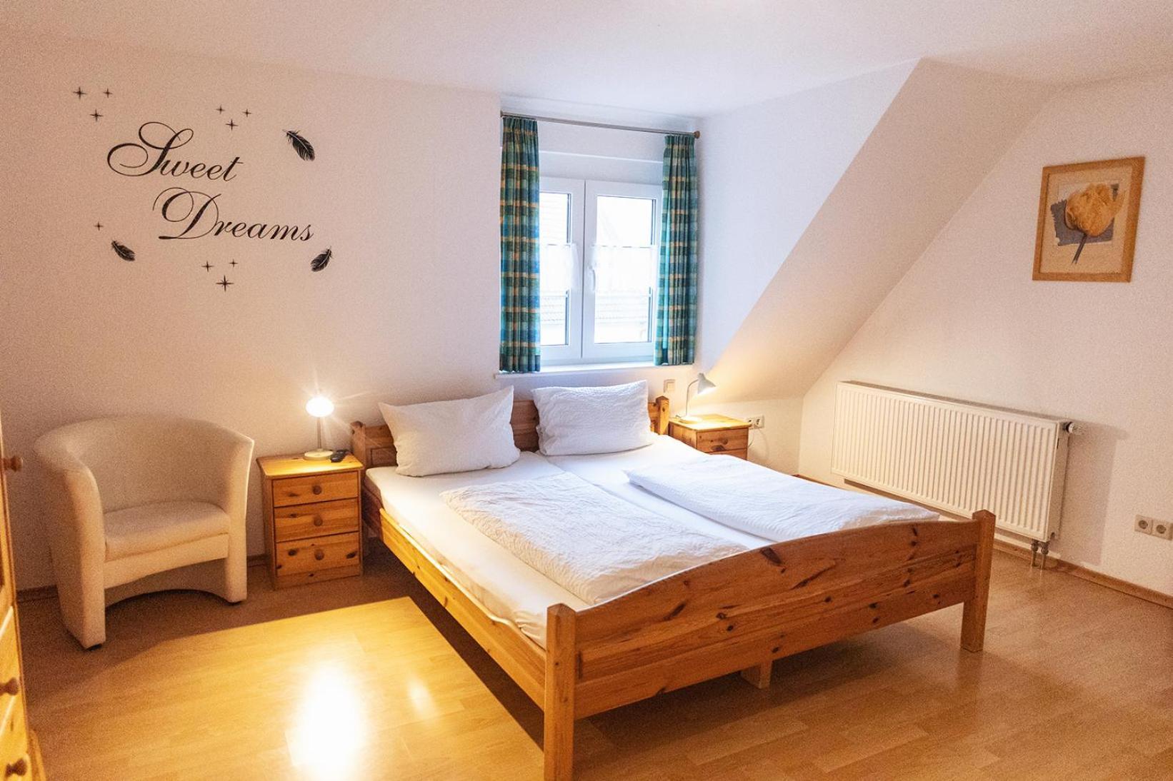 Gasthaus Kranz Lausheim エクステリア 写真