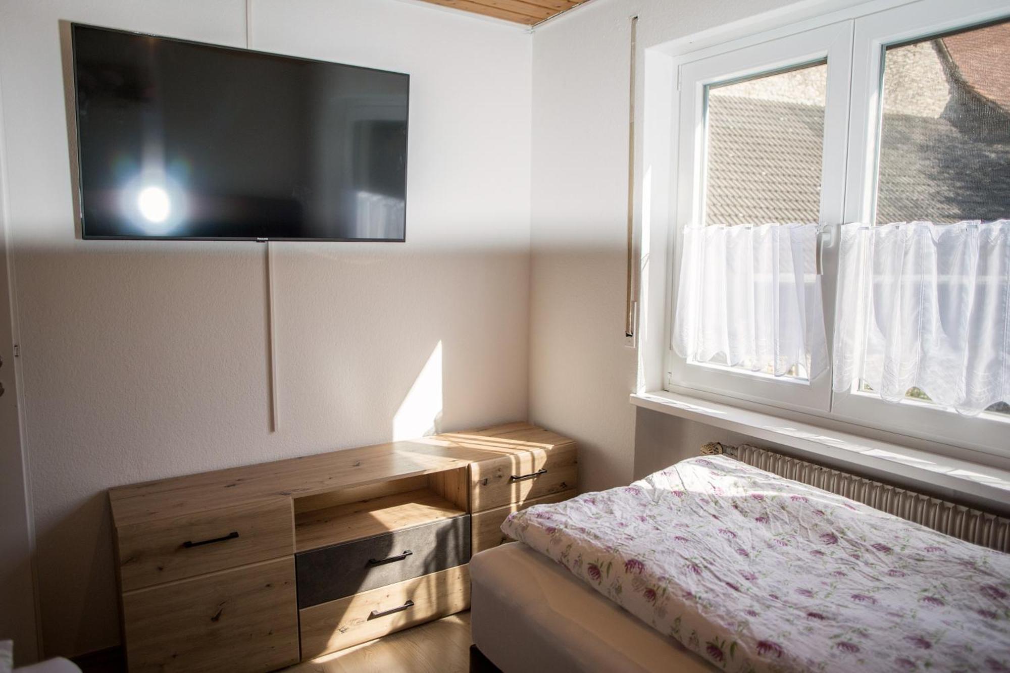 Gasthaus Kranz Lausheim 部屋 写真